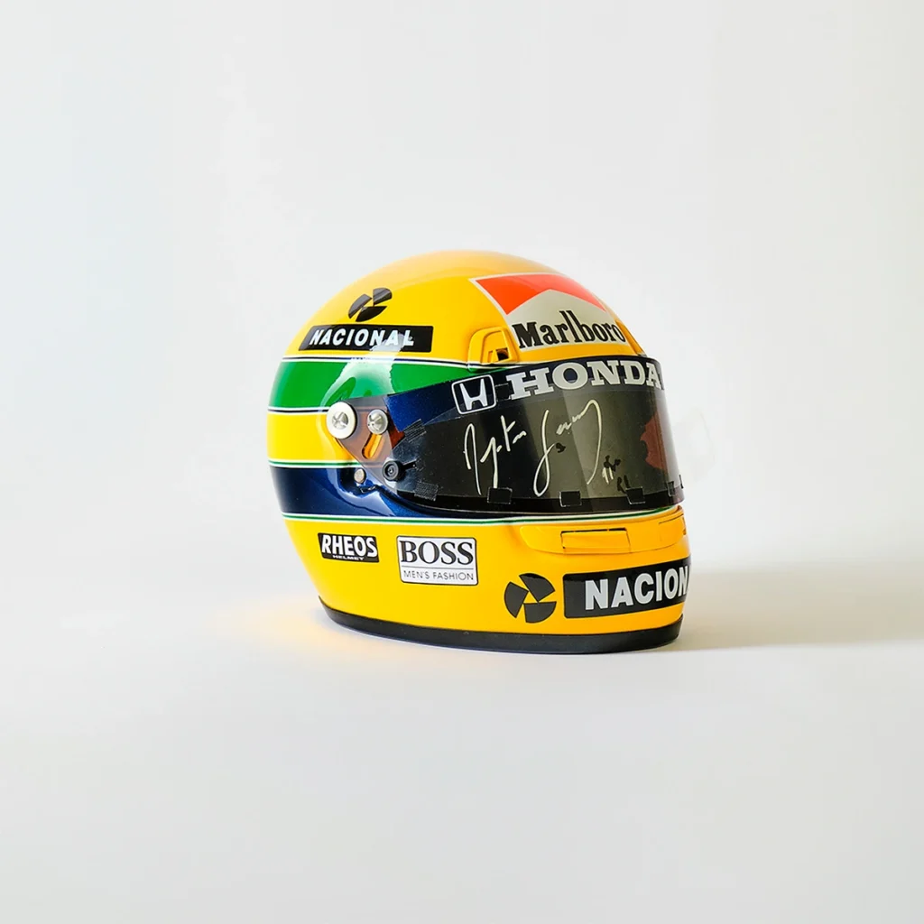 Casco autografato di Ayrton Senna con livrea Honda-Marlboro, memorabilia di Formula 1 su Collecto